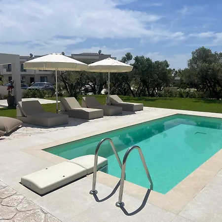 Villa Elia Mare Luxury With Private Pools Close To The Beach
