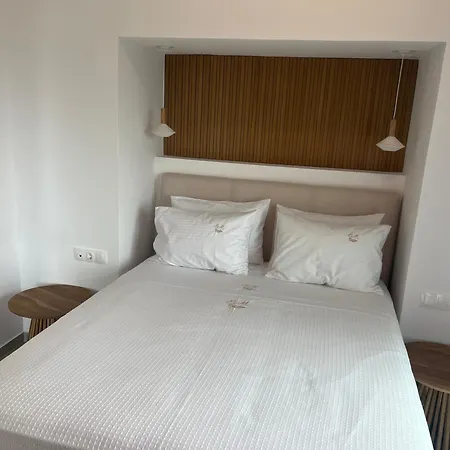 Elia Mare Luxury With Private Pools Close To The Beach *