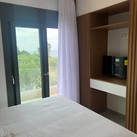 Elia Mare Luxury With Private Pools Close To The Beach Villa Nea Moudania