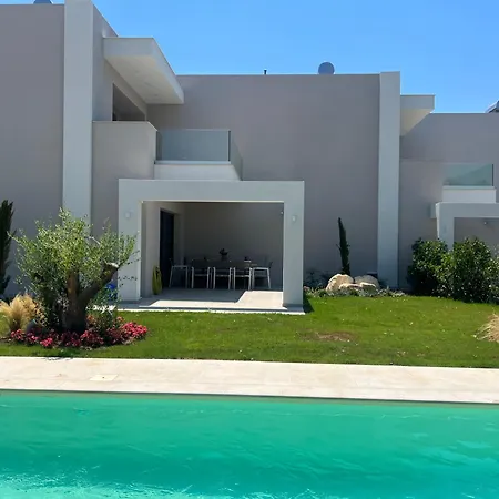 Villa Elia Mare Luxury With Private Pools Close To The Beach *