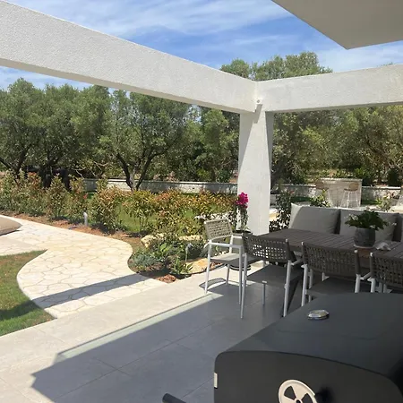 Elia Mare Luxury With Private Pools Close To The Beach Villa Nea Moudania