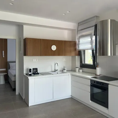 Elia Mare Luxury With Private Pools Close To The Beach Villa