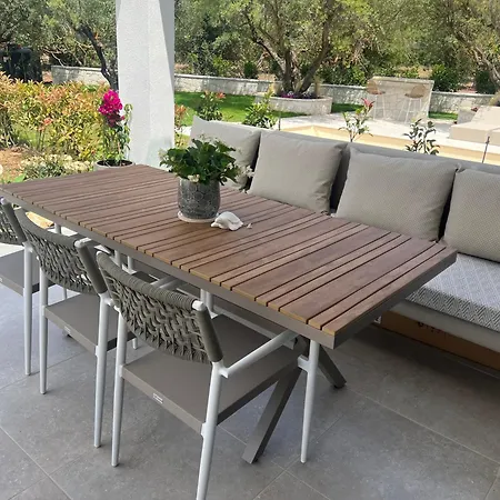 Villa Elia Mare Luxury With Private Pools Close To The Beach *