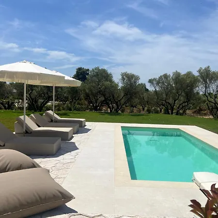 Βίλα Elia Mare Luxury With Private Pools Close To The Beach Νέα Μουδανιά